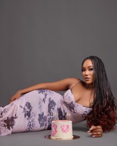 (08 photos) : Angel, l&rsquo;épouse de Magib Kébé super canon pour son anniversaire