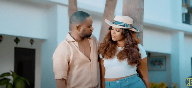 (Vidéo) : Baba Hamdy is back avec un nouveau clip « Doumako guissate »