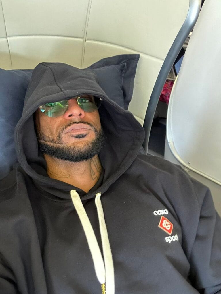 Booba :  » N&rsquo;écoutez pas les médias qui veulent me faire passer pour le méchant rappeur harceleur »