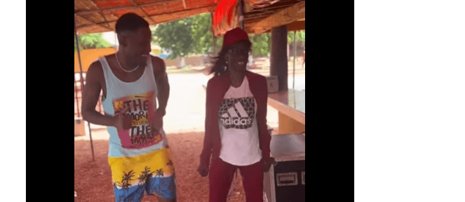 (Vidéo) : Maman Aicha a osé porté çà. Regardez !