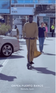 (Vidéo) : Oustaz Modou Fall zappe les critiques et se la coule douce en Espagne avec sa  trottinette