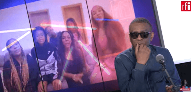 (Vidéo) : Youssou Ndour choqué par cette belle surprise de ses enfants