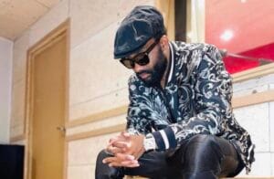 Coup dur pour Fally Ipupa: Le chanteur victime de cambriolage pendant son concert à Paris.
