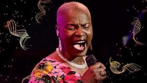 Angélique Kidjo : Première musicienne africaine étoilée à Hollywood
