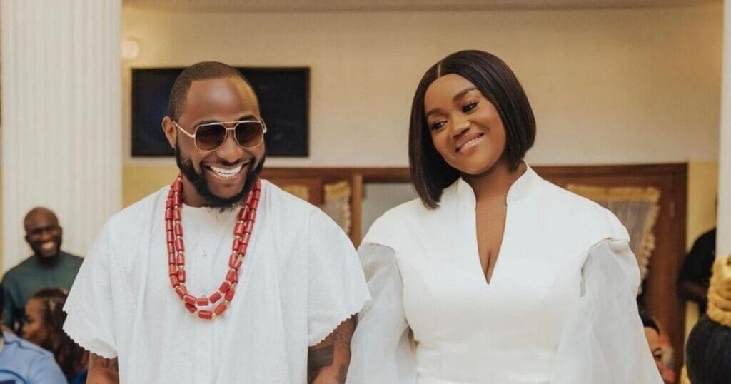 Davido et Chioma de retour après la naissance des jumeaux