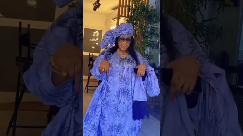 Amina Poté charme ses followers sur le son de Sokhou Bb