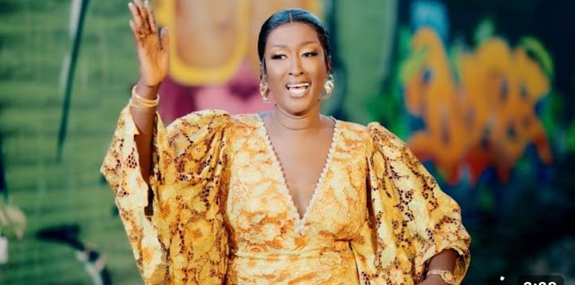 (Clip officiel) – « Dadié », Pendo Guissé ravit ses fans avec ce clip.
