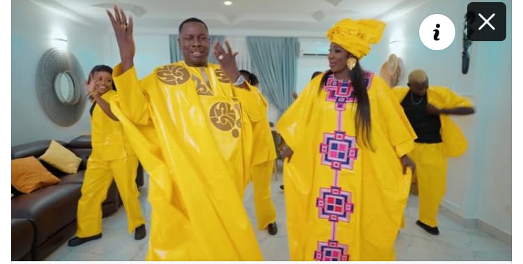 (Clip officiel)- Djiby Dramé dévoile «Thiato Thiat» feat Ndiolé Tall