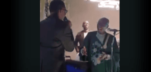 (Vidéo) : Ce duo émouvant de Youssou Ndour et Omar Pène touche les cœurs