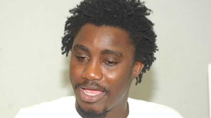 Wally Seck aux sites internet :«Ni nguen soutouralé Sama yaye, yalnalen yalla soutouralé nonou…»