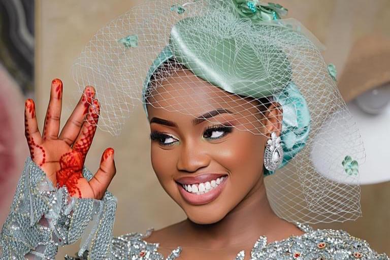 Mariage: Appréciez le 2e et 3e sagnsé de l’épouse de Sadio Mané.