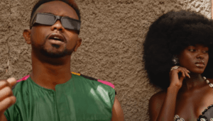 (Vidéo) : Elzo Jamdong dévoile le clip officiel de   Mën Na Nekk