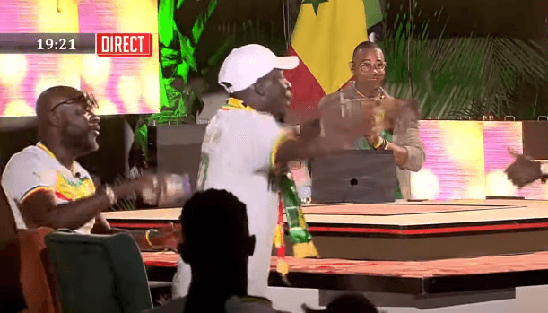 (Vidéo) : Victoire des Lions : Ouzin Mbaye chauffe le plateau de la 2stv