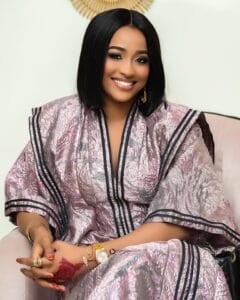 (Photos)- Aicha Rassoul, la 2e épouse de Aziz N’diaye brille par son élégance
