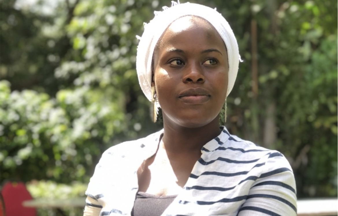 Arrêtée et brutalisée: La journaliste Absa Hane porte plainte contre…