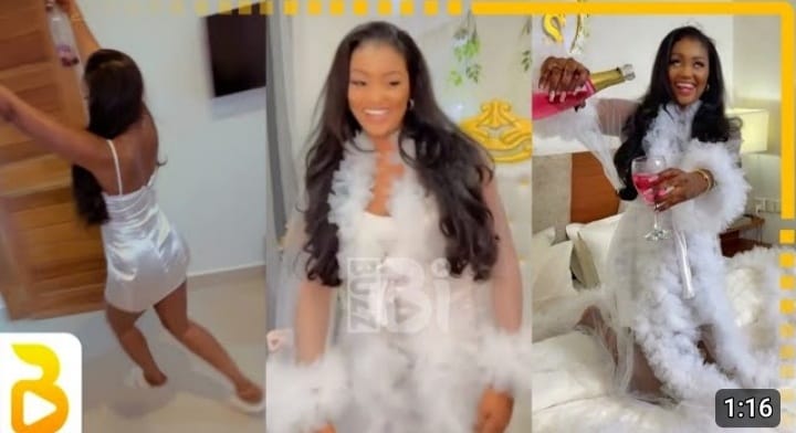 (Vidéo) – Enterrement de jeune fille: Mame Diarra Thiès se defoule comme jamais…