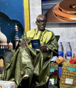 (Photos)- Dj Boubs tout elegant en mode grand boubou