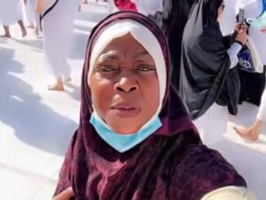 (Vidéo)- Après Viviane Chidid, Aby Ndour débarque à La Mecque.