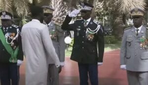 (Vidéo) – Face-à-face Diomaye/Moussa Fall: L’image qui fait le tour des réseaux sociaux.