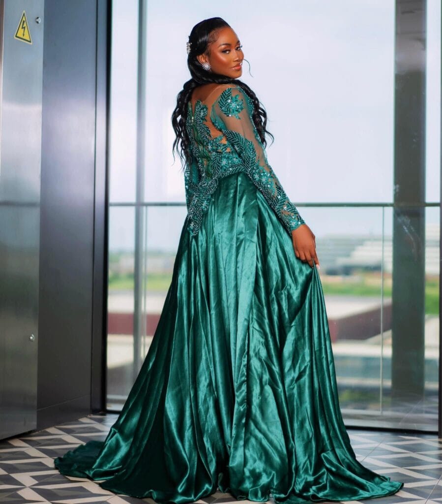 (Photos)- Korité 2024: Queen Biz brille en vert