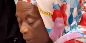 (Vidéo) »Yobou set »- Les mots touchants de la mère de Aziz Ndiaye qui font pleurer la mariée