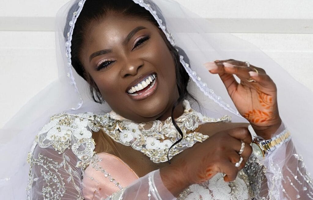 (Photos)- Admirez les images du mariage de Sabel Dieng