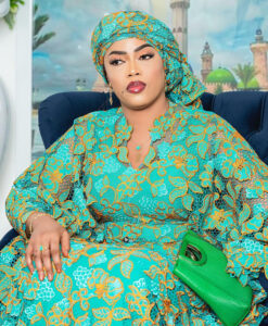 (03 photos)- Milliardaire, Sokhna Aïda Diallo lance quand même sa boutique