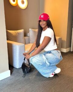 (Photos)- Mia Guissé so cute en crop top