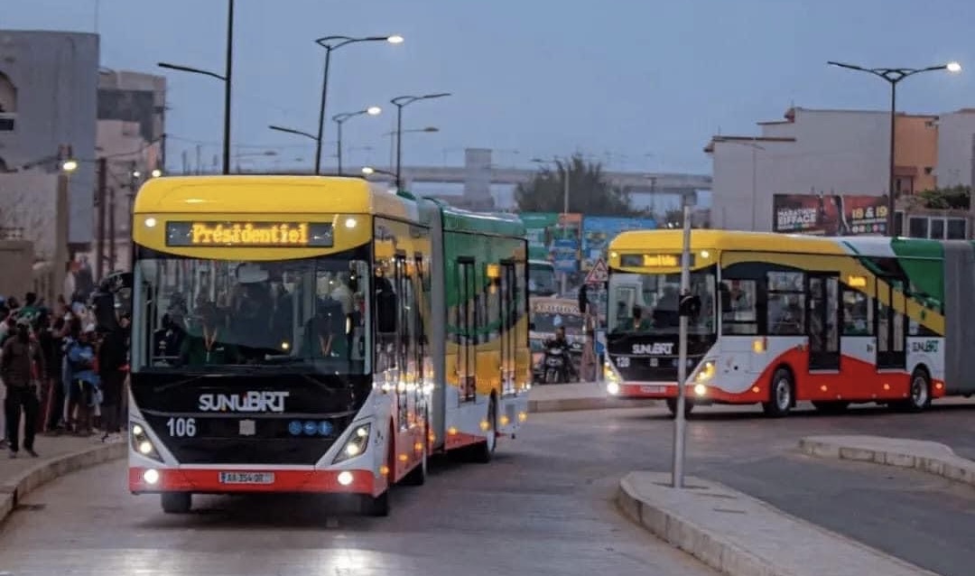 Exploitation du BRT : Tout ce que vous devez savoir sur les horaires et les tarifs.