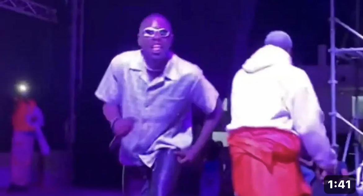 (Vidéo) – Le freestyle jamais vu de Ngaaka Blindé à Saint-Louis.