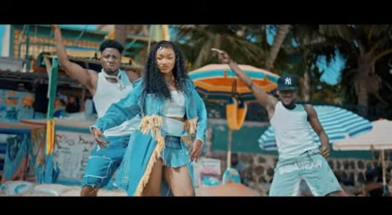 (Clip officiel) – Brandy Moja va-t-elle détrôner Mia Guissé avec son clip « À gauche à droite » ?