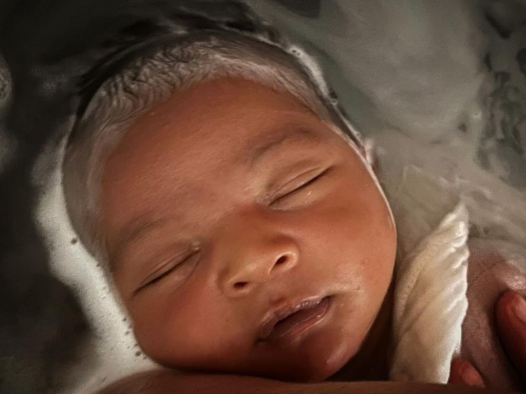 (04 photos) : 1 mois après son accouchement, la femme de Idrissa Gana Gueye dévoile les images de son fils