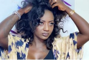 Awa Baldé :«mangue dougu thi 3 ans de célibataire, bén guoor menoul taxaw né dokhane nama » (vidéo)