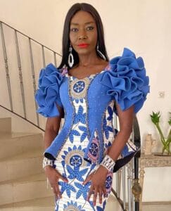 (Photos)- Tabaski 2024 : Coumba Gawlo Seck opte pour la Simplicité avec une Magnifique