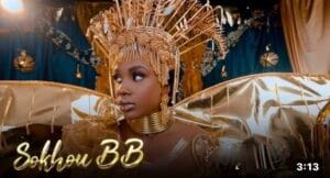 (Audio officiel) – Soukhou BB dévoile un magnifique son, « Douma Fiir ».