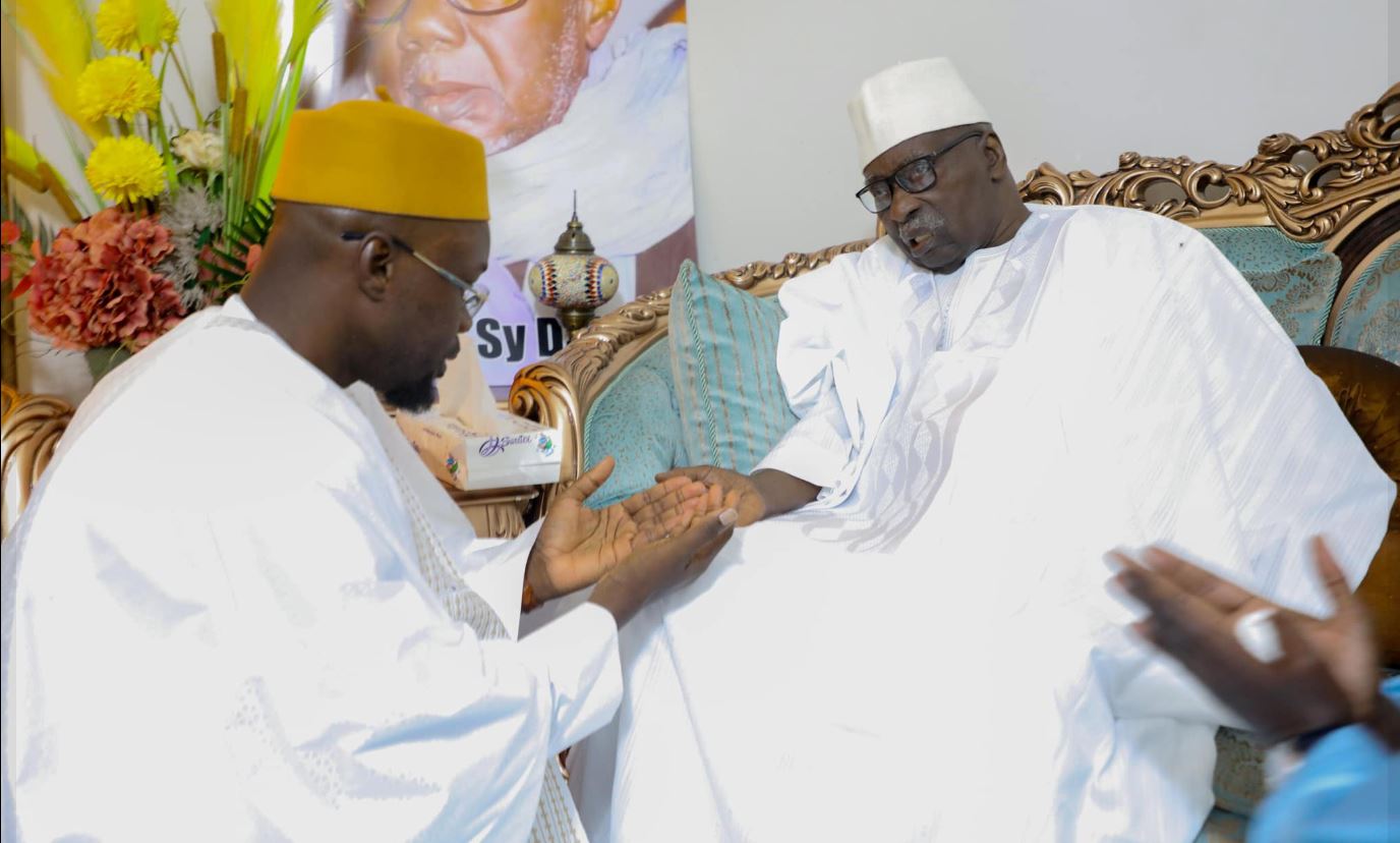 Tivaoune : Après Touba, le PM Ousmane Sonko reçu par le Khalif des Tidianes.