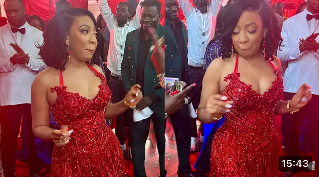 (Vidéo)- Élégance et Audace : Zeyna Ndour rayonne en mini robe rouge pour clôturer son mariage