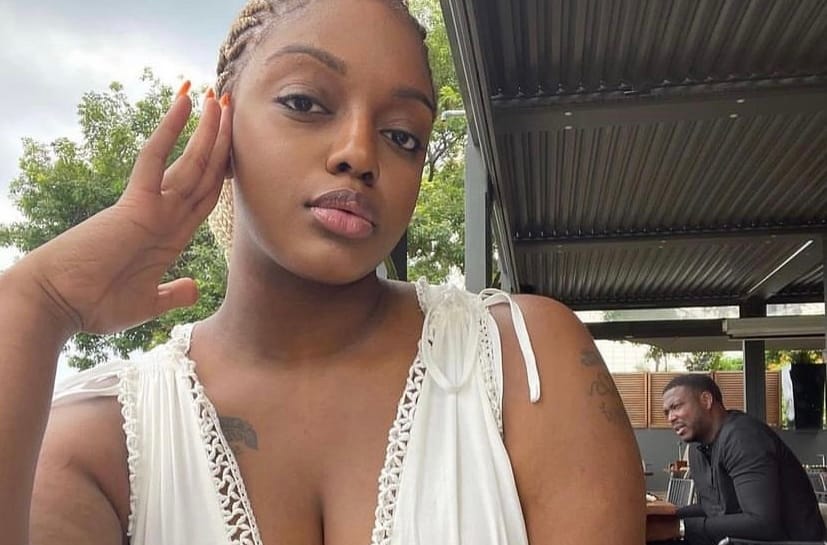 Arrêt sur image : Fat Bintou Baabel sulfureuse en robe décolletée