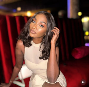 (03 photos) : Coumba, la fille du milliardaire Babacar Ngom, réapparaît canon après son mariage