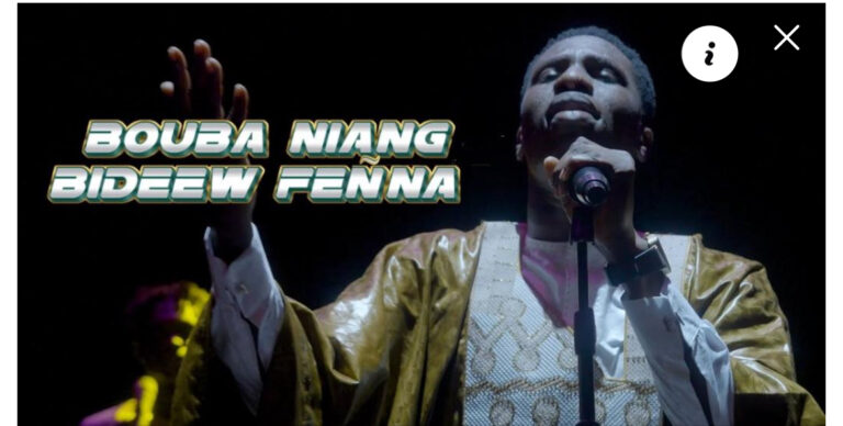 (Clip officiel)- «Bidew Fañna » à Touba : Bouba Niang chante Serigne Mountakha