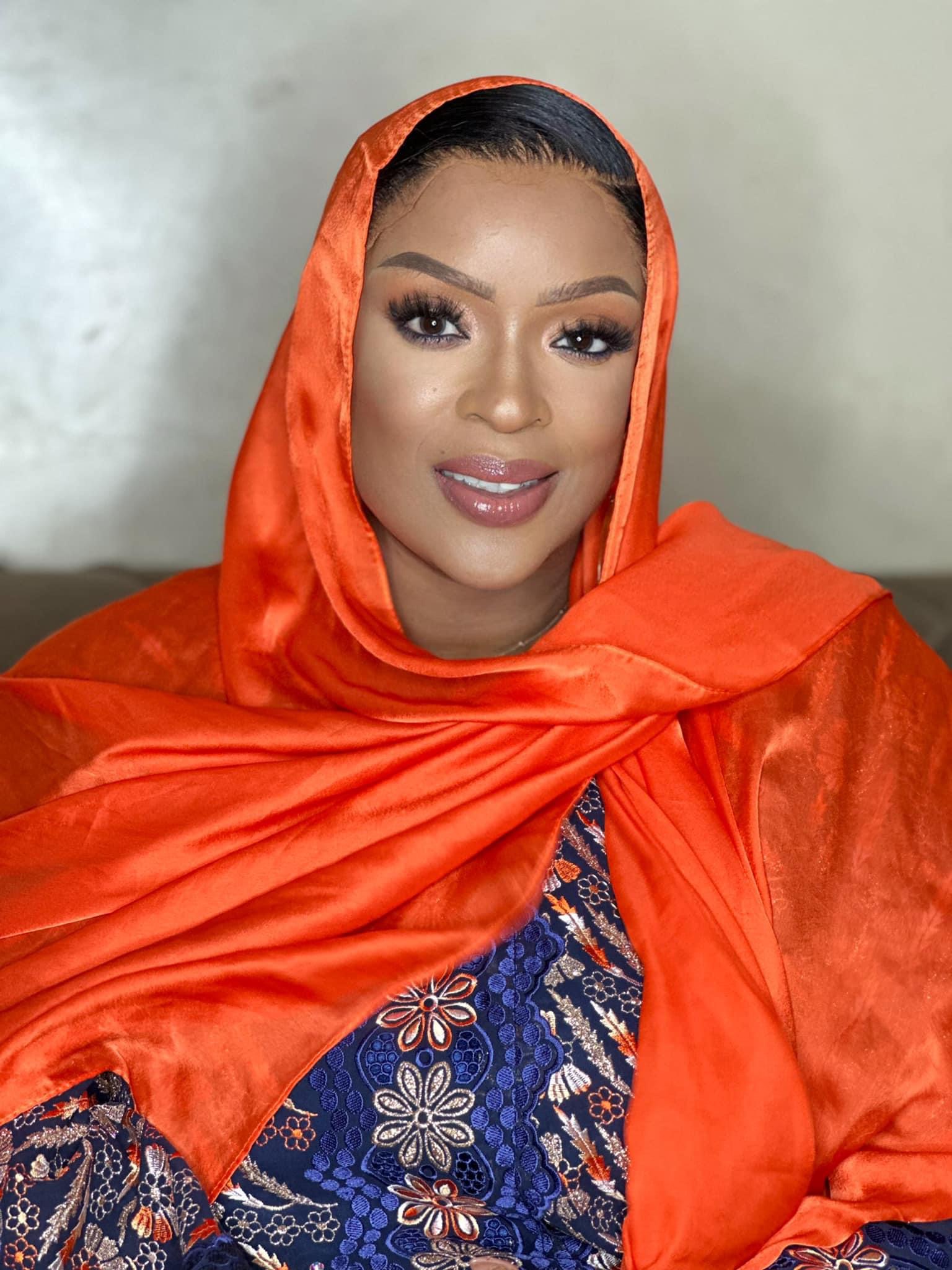 Magal 2024 : Mado Diaw rayonne dans une tenue à la fois simple et magnifique