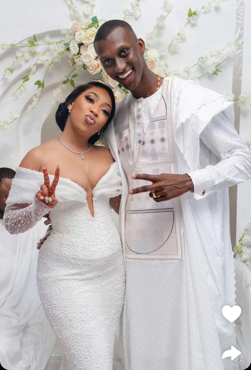 (02 photos) : Zeyna Ndour publie encore les deux nouveaux clichés de son mariage