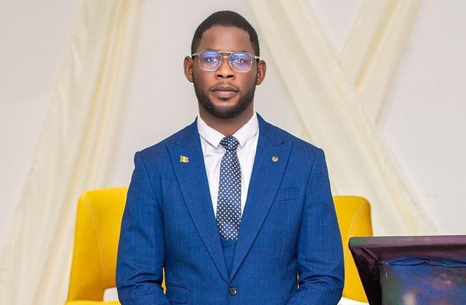 Législatives 2024 : Pape Abdoulaye Touré se retire de la course