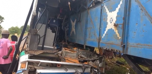 Louga : Un acc!dent fait 1 mort et 24 blessés dont 11 graves…