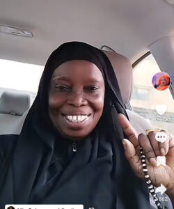 « Khama loma tio tio », Fatou Laobé se défoule sur le son de Mia Guissé