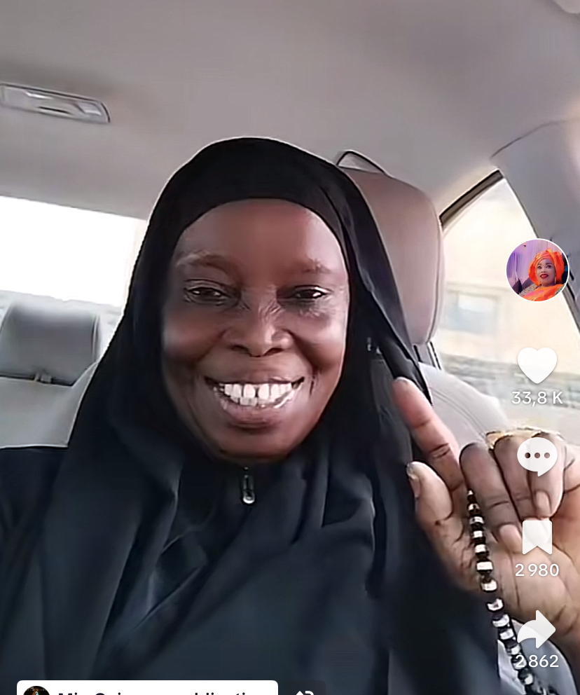 « Khama loma tio tio », Fatou Laobé se défoule sur le son de Mia Guissé