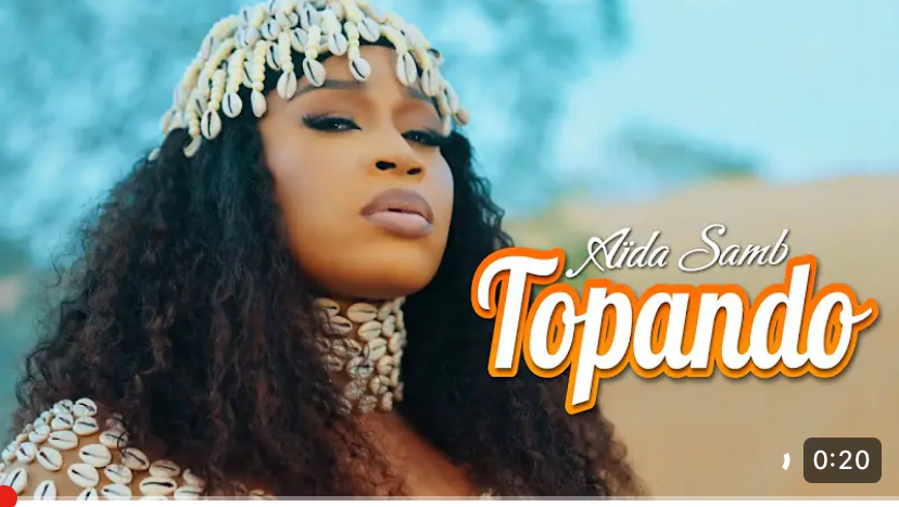 (Vidéo) : Aïda Samb dévoile le teaser de son prochain clip «Topando »
