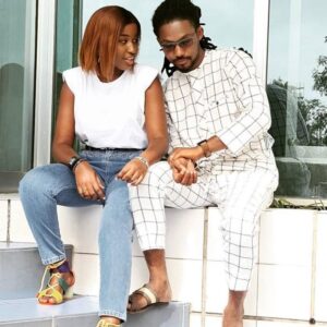 Pape Sidy Fall célèbre l’anniversaire de sa femme Khadija avec des mots romantiques et comiques