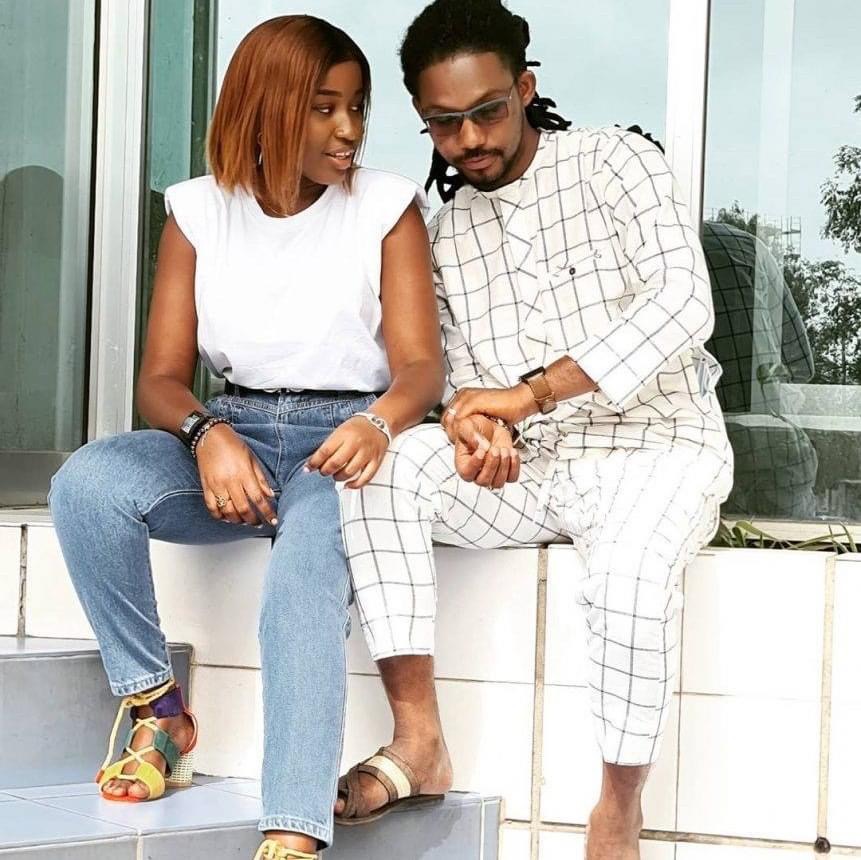 Pape Sidy Fall célèbre l’anniversaire de sa femme Khadija avec des mots romantiques et comiques