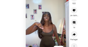 (Vidéo) : La célèbre Tik Tokeuse Fatou Ndiaye et sa bague de fiançailles trustent la toile